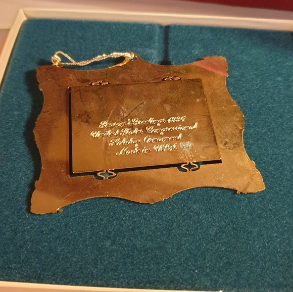 1996 United States Congressional Holiday Ornament - Picture 2 of 7